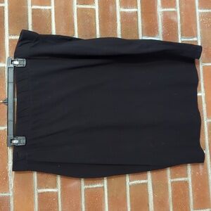 Women's Plus 2X Classic Black Knit Strech Mid-length Skirt